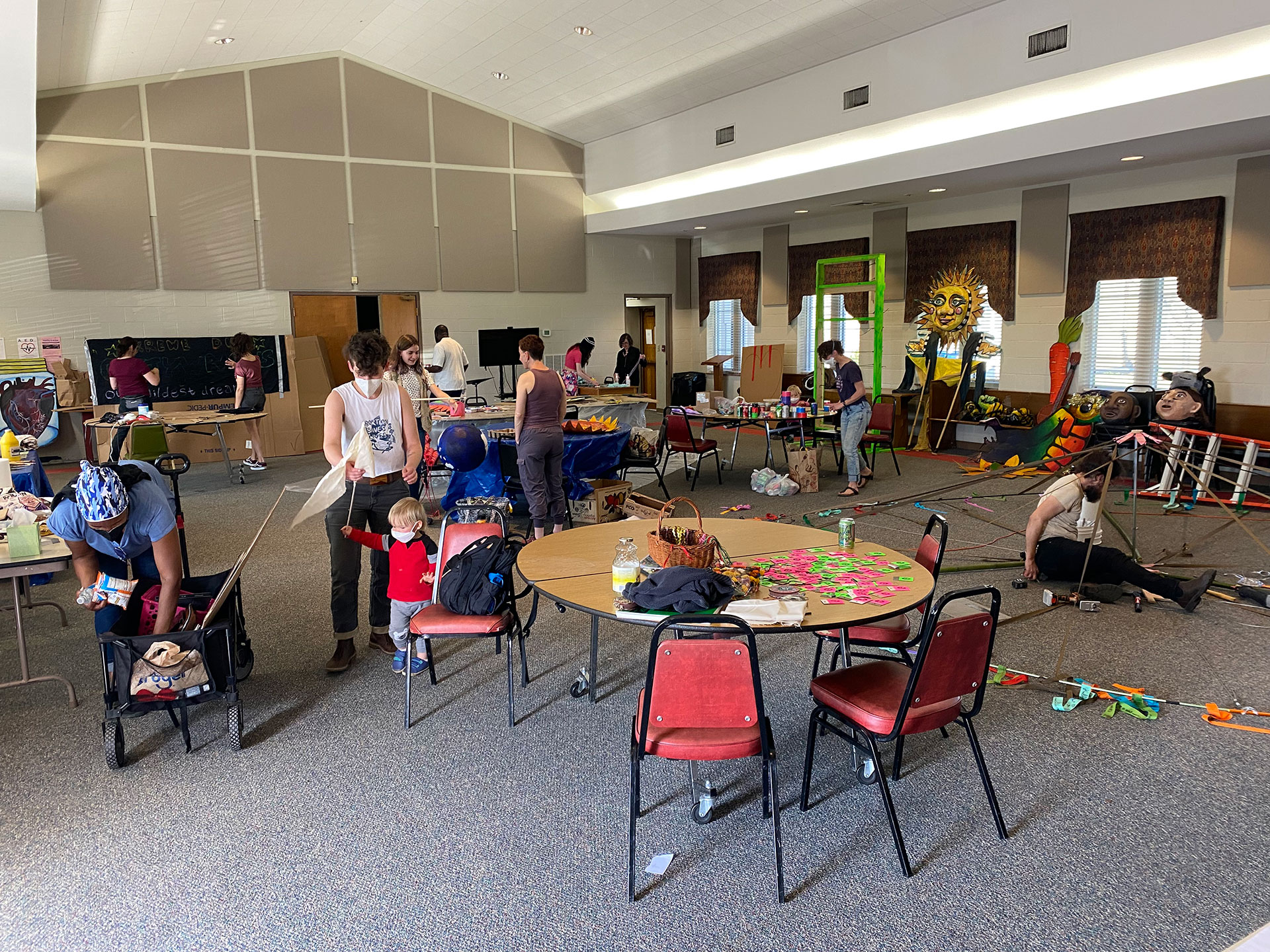 Kids slinging paint and flinging glitter at the Cattywampus puppetry workshop