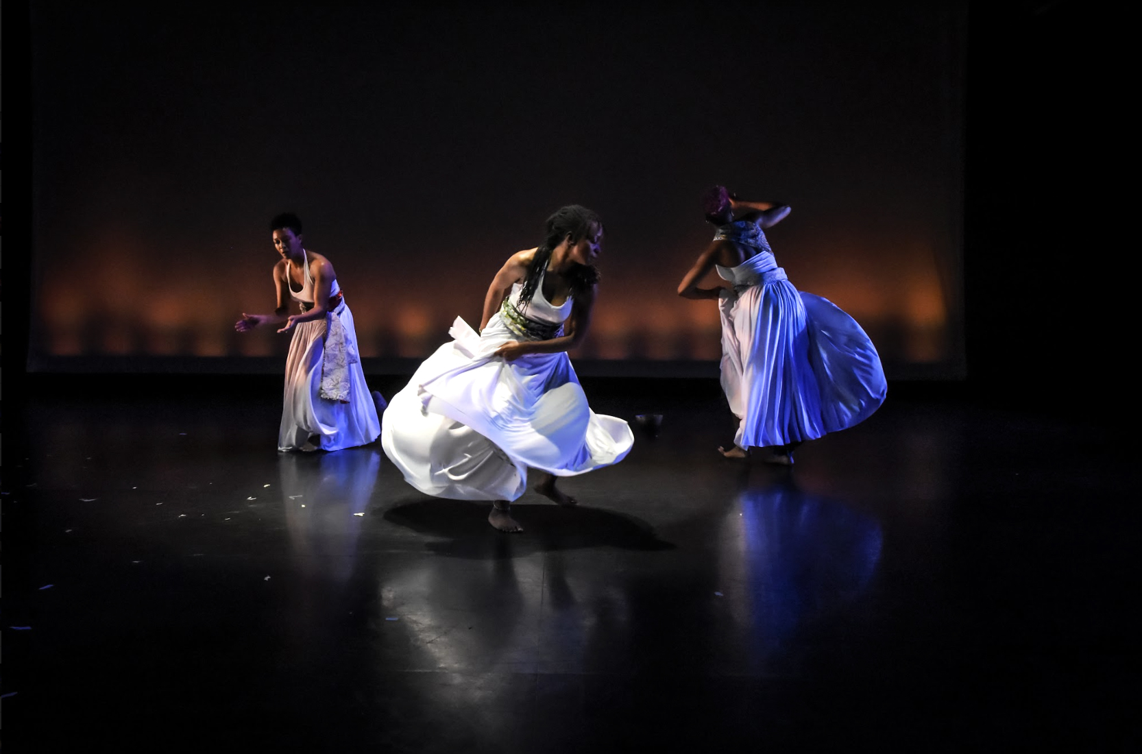 Moving Spirits performing at the Ohio Dance Festival (photograph by Jess Cavender)