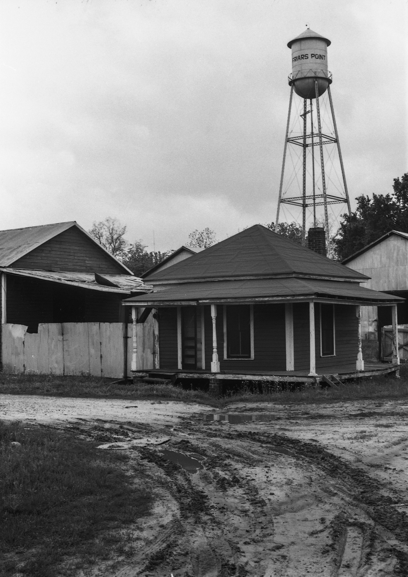 A water tower looming over the community of Friars Point, Mississippi. Photograph by Robert “Mack” McCormick. (Courtesy of Susannah Nix from the Robert “Mack” McCormick Collection, Archives
Center, National Museum of American History)